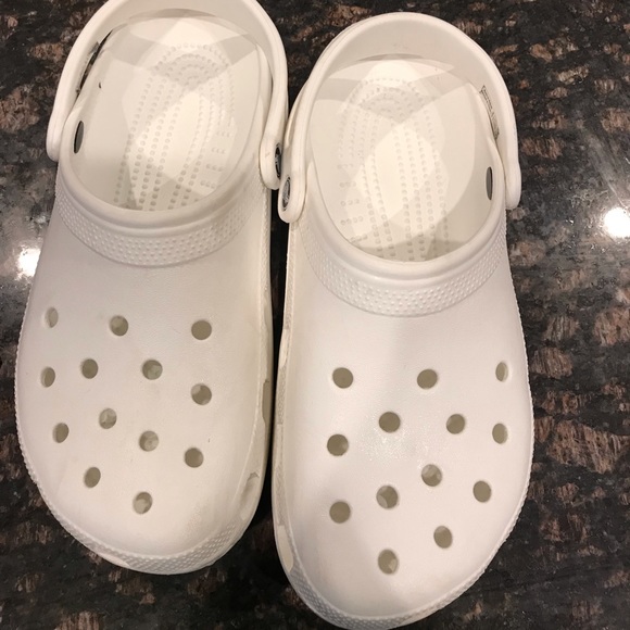 white crocs womens 9